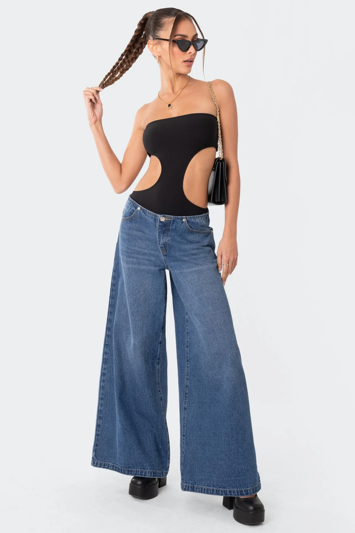 Vivie Ribbed Cut Out Bodysuit