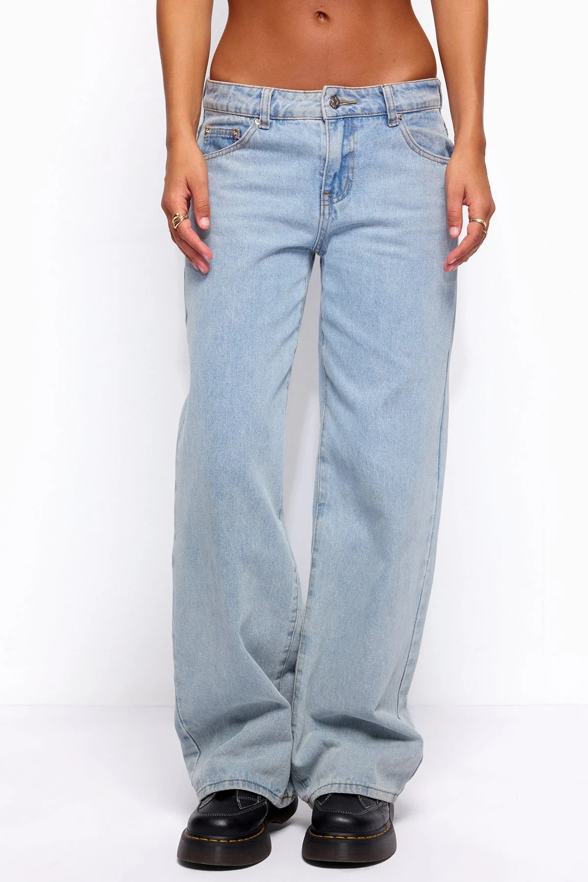 Raelynn Washed Low Rise Baggy Jeans - Image 3
