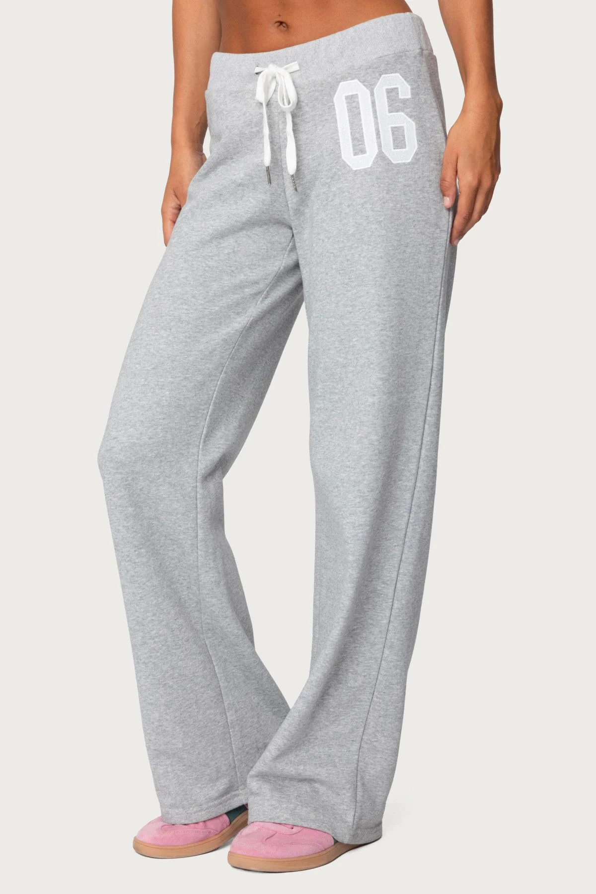 06 Joggers - Image 3