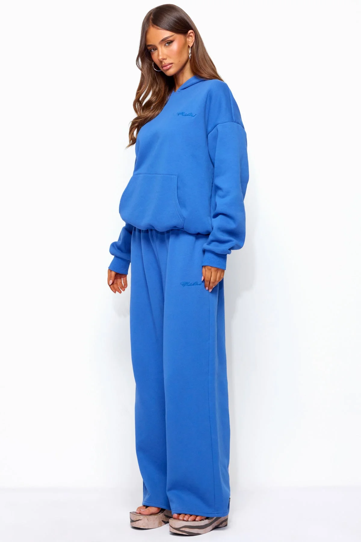 Basic Girl Oversized Edikted Hoodie - Image 5