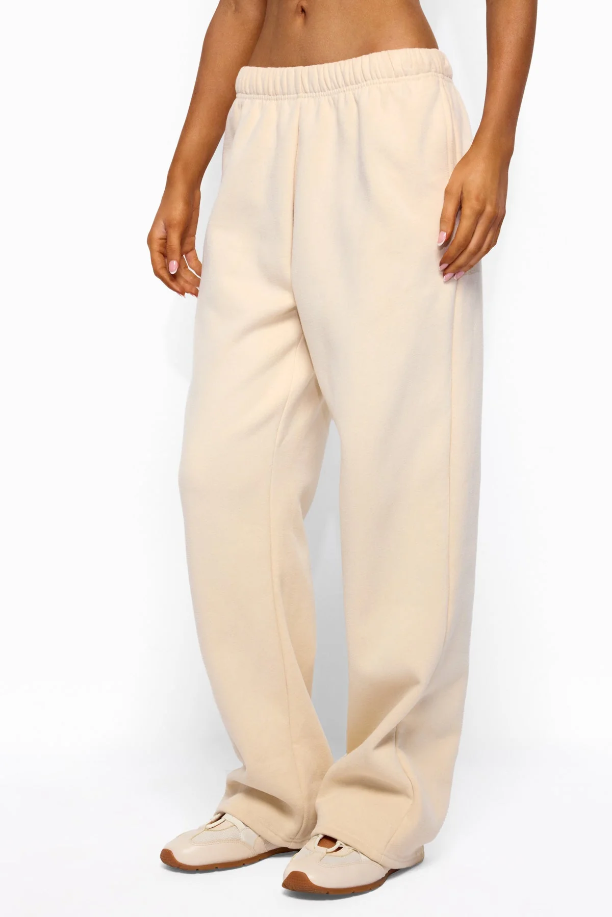 Kyrie Joggers - Image 4